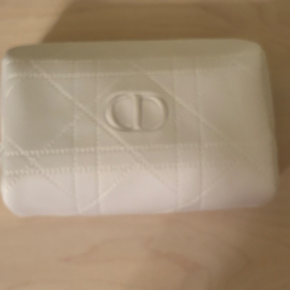 New Dior 4 Piece Cosmetic Case Bundle Set - Picture 5 of 5